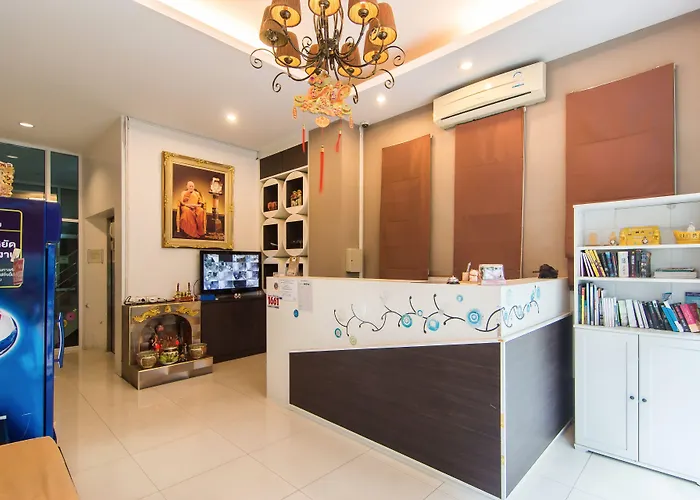 The Fifth 2* Bangkok