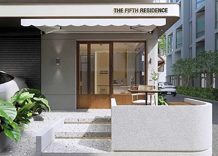The Fifth Hotel 2*