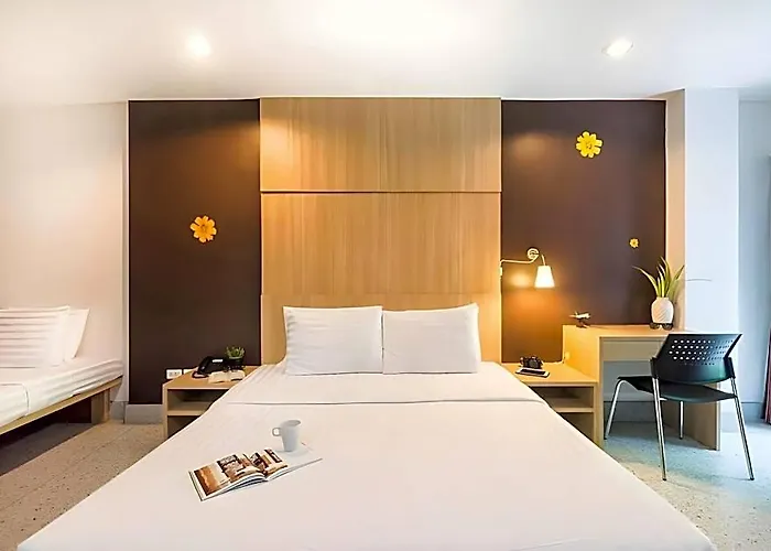 The Fifth 2* Bangkok