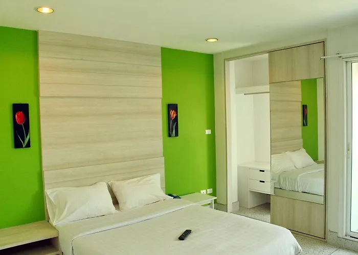 Hotel The Fifth 2*