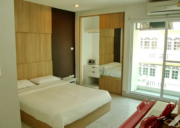 Hotel The Fifth 2*